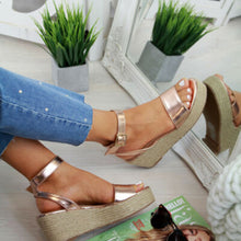 Load image into Gallery viewer, Platform Sandals